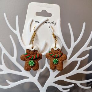 🎄Gingerbread Baker Boy Christmas Holiday Earrings Red Green Scarf Peppermint